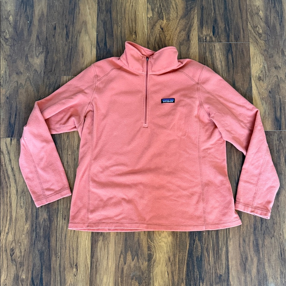 Patagonia Women's Pink quarter zip
